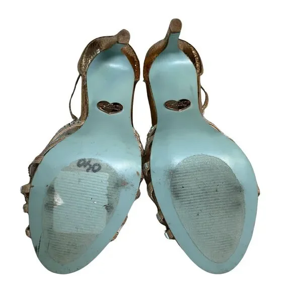 Betsey Johnson Women's High‎ Heel Shoes Sz 6 Gold Rhinestone T-Strap Dressy - Picture 8 of 11